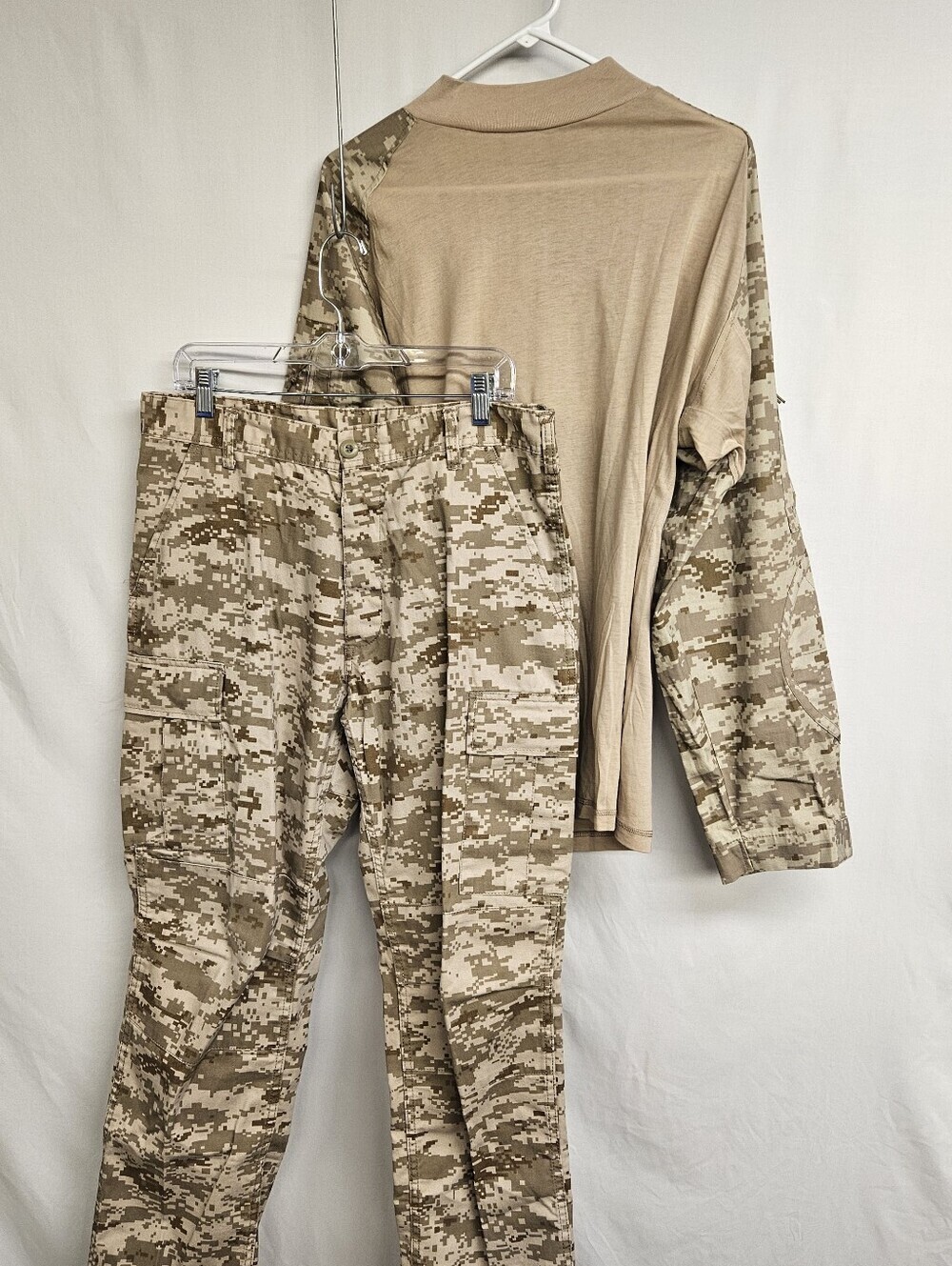 Rothco Tactical Airsoft Combat Uniform Set Digital Desert Medium Shirt & Pants